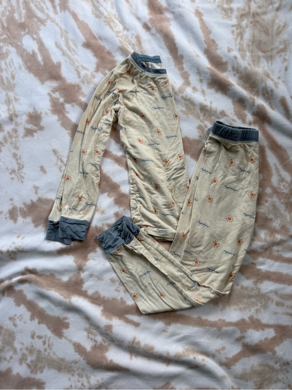 Little One Shop 4T Bamboo Pajama Set Sun and Waves